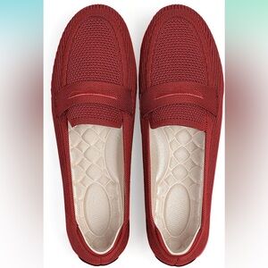 NIB Comfortable Knit Washable Slip on Loafers